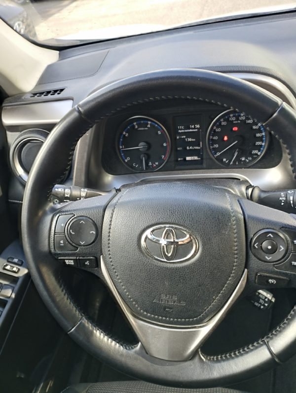 RAV4 Diesel Manuelle 143 D-4D 2WD Dynamic  03/2016 – 155 000 km – Image 11
