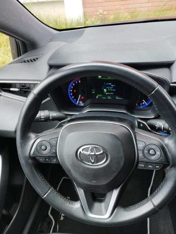 TOYOTA COROLLA BERLINE Hybride Essence 184 CH DYNAMIC BUSINESS + Stage Academy MY21 - 06/2021 -142 941 km- TVA récupérable – Image 12