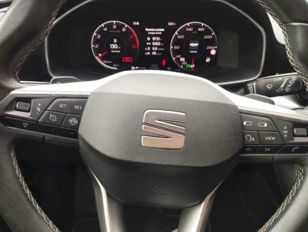 SEAT LEON Hybride Essence SPORTSTOURER Break 1.0 ETSI 110CV DSG Business  TVA récupérable - 02/2022 – 139 082 KM – Image 13