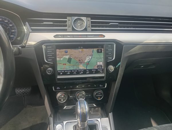 Passat 1.4 TSI 218ch GTE HYBRIDE ESSENCE RECHARGEABLE DSG6 BOITE AUTO - 11/2015 – 368 575 km – Image 18