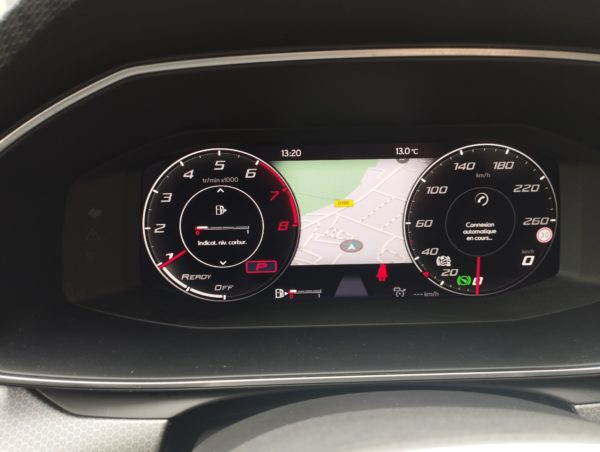 SEAT LEON Hybride Essence SPORTSTOURER Break 1.0 ETSI 110CV DSG Business  TVA récupérable - 02/2022 – 139 082 KM – Image 18