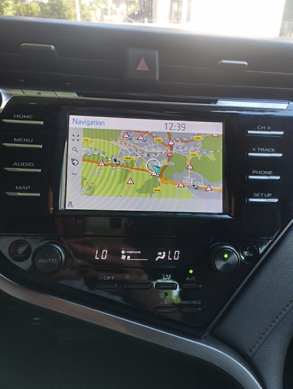 CAMRY HYBRIDE PRO  218 CV 2WD DYNAMIC BUSINESS –  TVA récupérable - 04/2021 - 380 032 KM -1 ère Main – Image 19
