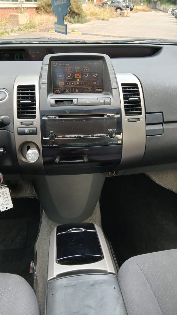 TOYOTA PRIUS Hybride essence 110H LINÉA SOL PACK MC 11/2007 – 193 950 km – Image 20