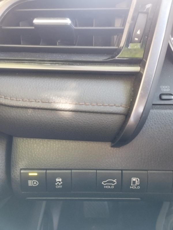 CAMRY HYBRIDE PRO  218 CV 2WD DYNAMIC BUSINESS –  TVA récupérable - 04/2021 - 380 032 KM -1 ère Main – Image 25