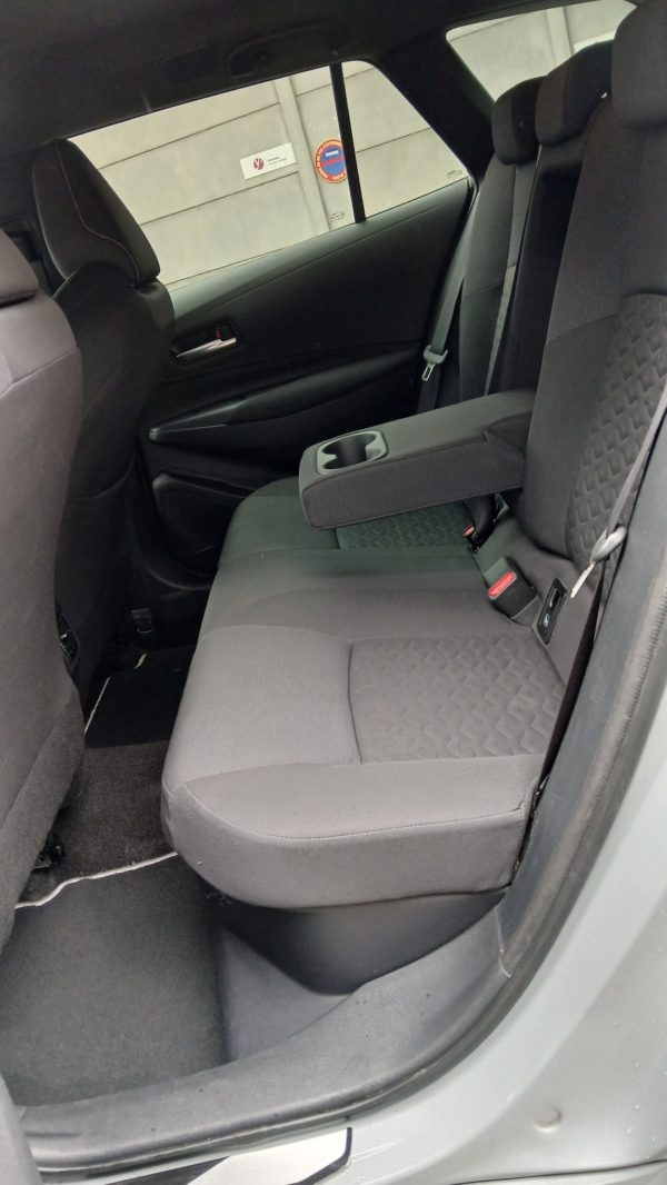 TOYOTA COROLLA TOURING SPORTS BREAK HYBRIDE Essence 122CH Dynamic Business TVA récupérable - 04/2022 – 168 604 KM – 1ère MAIN – Image 24