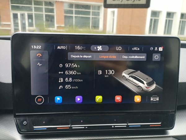 SEAT LEON Hybride Essence SPORTSTOURER Break 1.0 ETSI 110CV DSG Business  TVA récupérable - 02/2022 – 139 082 KM – Image 25