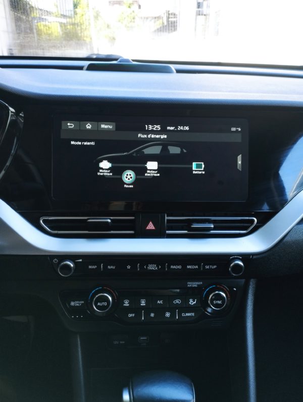 NIRO Hybride Rechargeable 1.6 GDI 141 CV BOITE AUTO – 03/2021 - 132 679 km - TVA récupérable – 1ère main – Image 26
