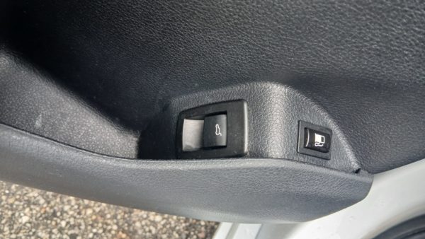 SERIE 2 - HYBRIDE RECHARGEABLE Active Tourer 225xe Lounge 1.5 225CV BOITE AUTO BVA6 E6DT– 03/2020 – 136 983 km - 1ère main - TVA récupérable – Image 27