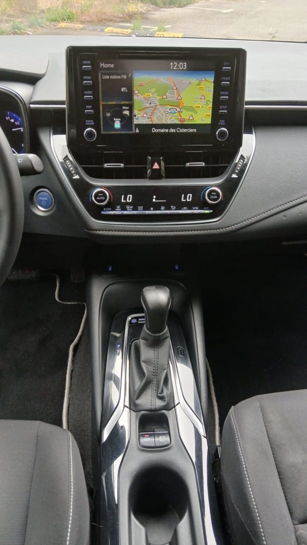 TOYOTA COROLLA TOURING SPORTS BREAK HYBRIDE Essence 122CH Dynamic Business TVA récupérable - 10/2020 – 150 659 KM – 1ère MAIN – Image 27