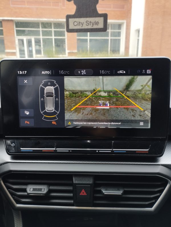 SEAT LEON Hybride Essence SPORTSTOURER Break 1.0 ETSI 110CV DSG Business  TVA récupérable - 02/2022 – 139 082 KM – Image 27