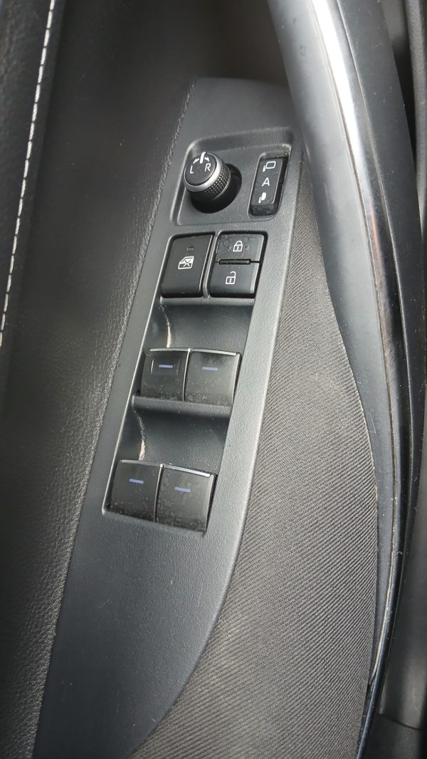 TOYOTA COROLLA TOURING SPORTS BREAK HYBRIDE Essence 122CH Dynamic Business TVA récupérable - 10/2020 – 150 659 KM – 1ère MAIN – Image 28