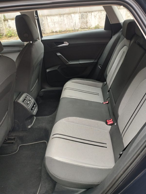 SEAT LEON Hybride Essence SPORTSTOURER Break 1.0 ETSI 110CV DSG Business  TVA récupérable - 02/2022 – 139 082 KM – Image 29
