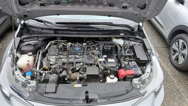 TOYOTA COROLLA TOURING SPORTS BREAK HYBRIDE Essence 122CH Dynamic Business TVA récupérable - 04/2022 – 168 604 KM – 1ère MAIN – Image 29