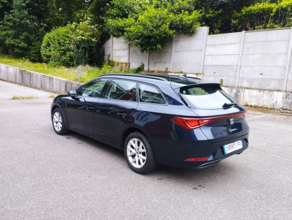 SEAT LEON Hybride Essence SPORTSTOURER Break 1.0 ETSI 110CV DSG Business  TVA récupérable - 02/2022 – 139 082 KM – Image 4