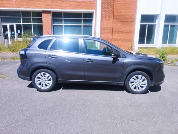 S-Cross Hybrid 1.5 Dualiet Privilege Auto - 12/2023 -1ère main- 101 512 km-TVA récupérable – Image 7