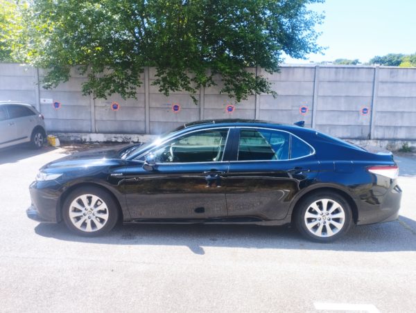 CAMRY HYBRIDE PRO  218 CV 2WD DYNAMIC BUSINESS –  TVA récupérable - 04/2021 - 380 032 KM -1 ère Main – Image 8