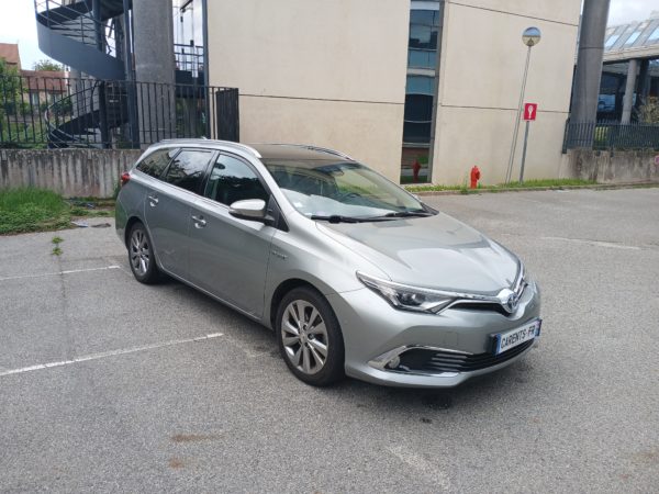 AURIS TOURING SPORTS Hybride Essence 136H EXECUTIVE  02/2016– 123 774 km – 1 ère MAIN – Image 2