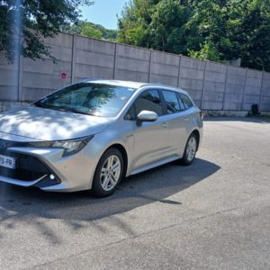 COROLLA TOURING SPORTS PRO BREAK HYBRIDE Essence 122CH Dynamic Business avec Support Lombaire – 02/2021 – 166 183 km - TVA récupérable – 1ere main