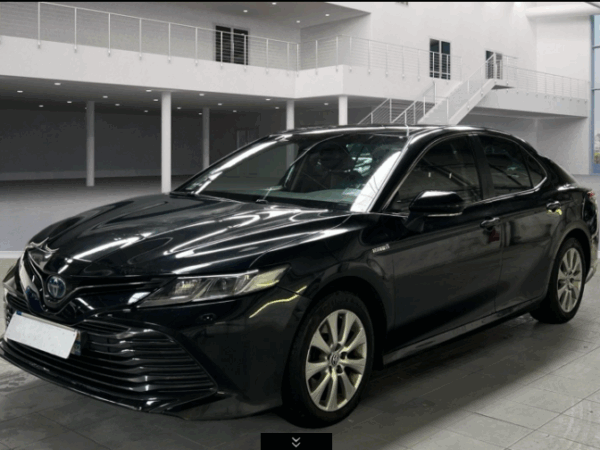 CAMRY HYBRIDE PRO  218 CV 2WD DYNAMIC BUSINESS –  TVA récupérable - 03/2021 – 271 158 km – 1 ère MAIN – Image 2