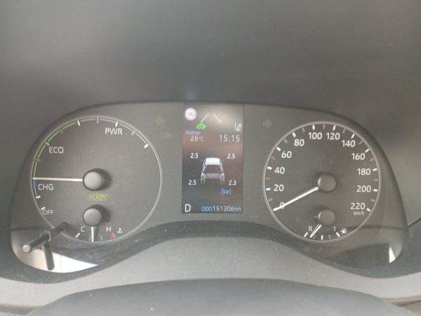 TOYOTA YARIS HYBRIDE ESSENCE 116H France Business + Stage Academy  1ére main - 02/2021 – 151 099 km - TVA récupérable – Image 13