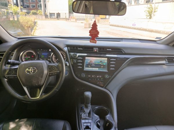 CAMRY HYBRIDE Essence 218 CV 2WD DYNAMIC BUSINESS –  TVA récupérable - 09/2019 – 330 441 kkm – 1 ère Main – Image 12