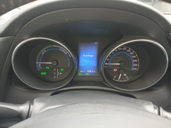 AURIS TOURING SPORTS Hybride Essence 136H EXECUTIVE  02/2016– 123 774 km – 1 ère MAIN – Image 14