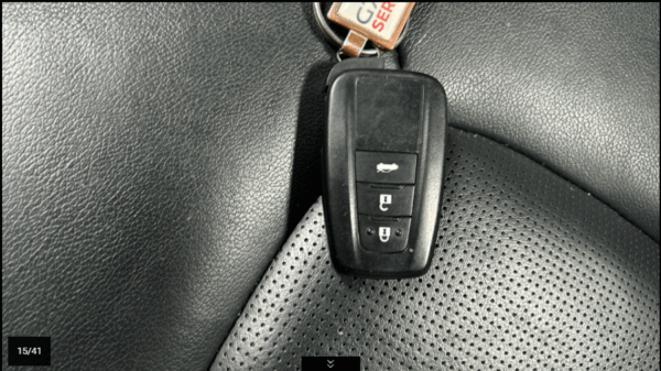 CAMRY HYBRIDE PRO  218 CV 2WD DYNAMIC BUSINESS –  TVA récupérable - 04/2021 – 229 154 km – 1 ère MAIN – Image 17