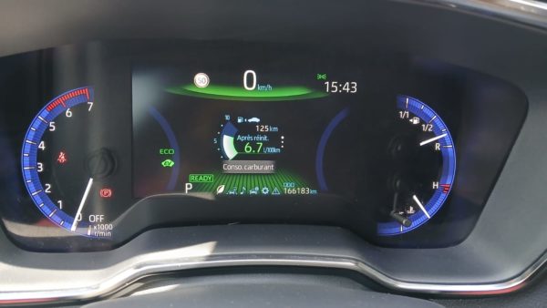 COROLLA TOURING SPORTS PRO BREAK HYBRIDE Essence 122CH Dynamic Business avec Support Lombaire – 02/2021 – 166 183 km - TVA récupérable – 1ere main – Image 14