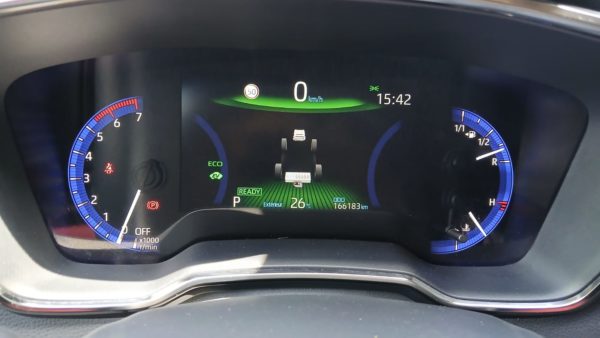 COROLLA TOURING SPORTS PRO BREAK HYBRIDE Essence 122CH Dynamic Business avec Support Lombaire – 02/2021 – 166 183 km - TVA récupérable – 1ere main – Image 15