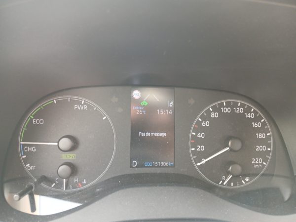TOYOTA YARIS HYBRIDE ESSENCE 116H France Business + Stage Academy  1ére main - 02/2021 – 151 099 km - TVA récupérable – Image 18