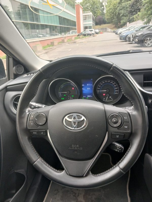 AURIS TOURING SPORTS Hybride Essence 136H EXECUTIVE  02/2016– 123 774 km – 1 ère MAIN – Image 19