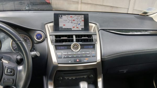 LEXUS NX 300H 2WD PACK HYBRIDE Essence E-CVT  Boite Automatique - 10/2014 – 171 395 km - 1ére main – Image 20