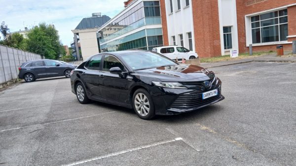 CAMRY HYBRIDE Essence 218 CV 2WD DYNAMIC BUSINESS –  TVA récupérable - 09/2019 – 330 441 kkm – 1 ère Main – Image 3
