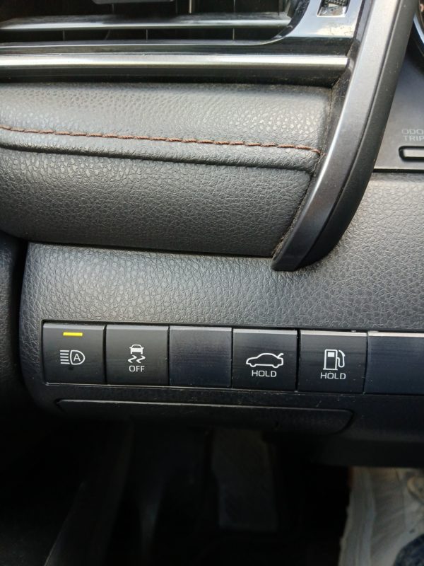 CAMRY HYBRIDE PRO  218 CV 2WD DYNAMIC BUSINESS –  TVA récupérable - 03/2021 – 271 158 km – 1 ère MAIN – Image 23
