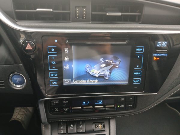 AURIS TOURING SPORTS Hybride Essence 136H EXECUTIVE  02/2016– 123 774 km – 1 ère MAIN – Image 23