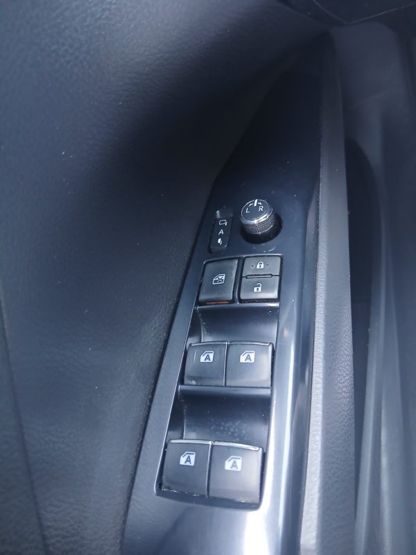 CAMRY HYBRIDE PRO  218 CV 2WD DYNAMIC BUSINESS –  TVA récupérable - 03/2021 – 271 158 km – 1 ère MAIN – Image 24