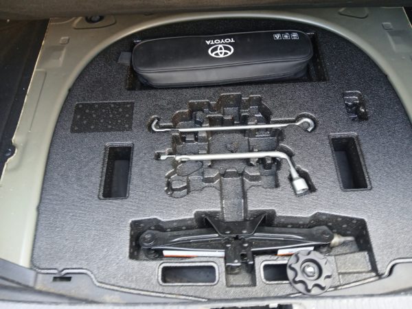 CAMRY HYBRIDE PRO  218 CV 2WD DYNAMIC BUSINESS –  TVA récupérable - 03/2021 – 271 158 km – 1 ère MAIN – Image 26