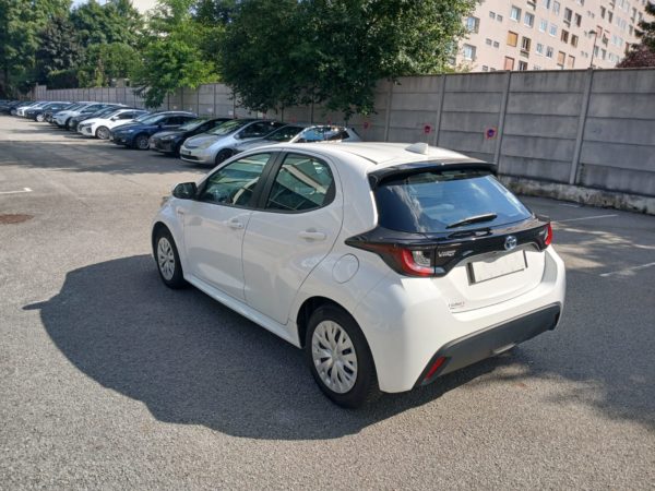 TOYOTA YARIS HYBRIDE ESSENCE 116H France Business + Stage Academy  1ére main - 02/2021 – 151 099 km - TVA récupérable – Image 4