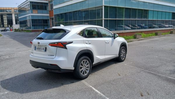 LEXUS NX 300H 2WD PACK HYBRIDE Essence E-CVT  Boite Automatique - 10/2014 – 171 395 km - 1ére main – Image 5