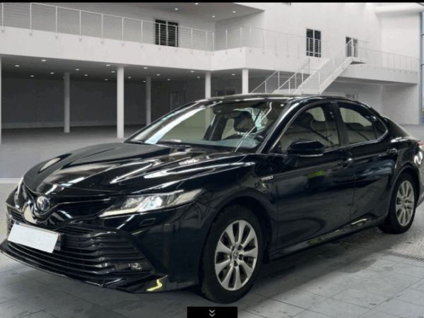 CAMRY HYBRIDE Essence 218 CV 2WD DYNAMIC BUSINESS –  TVA récupérable - 03/2021– 192 470 kkm – 1 ère Main – Image 2