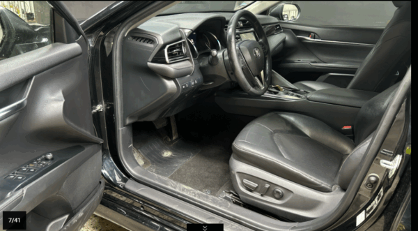 CAMRY HYBRIDE PRO  218 CV 2WD DYNAMIC BUSINESS –  TVA récupérable - 04/2021 – 229 154 km – 1 ère MAIN – Image 11