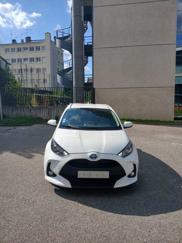 TOYOTA YARIS HYBRIDE ESSENCE 116H France Business + Stage Academy  1ére main - 02/2021 – 151 099 km - TVA récupérable – Image 9