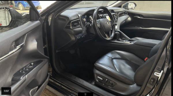 CAMRY HYBRIDE Essence 218 CV 2WD DYNAMIC BUSINESS –  TVA récupérable - 03/2021– 192 470 kkm – 1 ère Main – Image 9