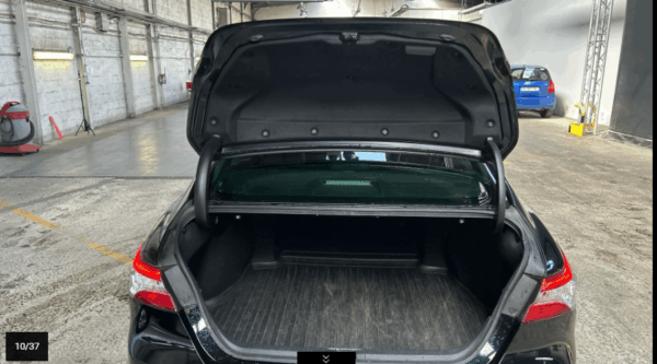 CAMRY HYBRIDE Essence 218 CV 2WD DYNAMIC BUSINESS –  TVA récupérable - 03/2021– 192 470 kkm – 1 ère Main – Image 12