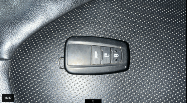 CAMRY HYBRIDE Essence 218 CV 2WD DYNAMIC BUSINESS –  TVA récupérable - 03/2021– 192 470 kkm – 1 ère Main – Image 15