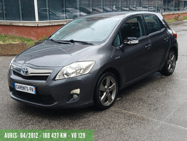 TOYOTA AURIS HYBRIDE Essence 136H LOUNGE – Boite Auto - 04/2012 – 169 427 km