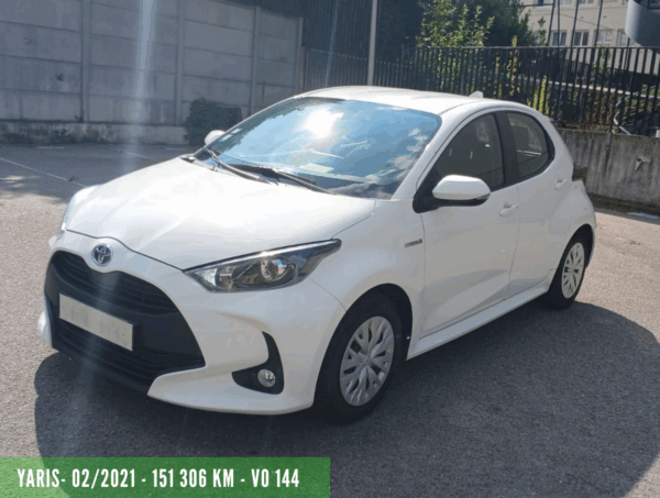 TOYOTA YARIS HYBRIDE ESSENCE 116H France Business + Stage Academy  1ére main - 02/2021 – 151 099 km - TVA récupérable