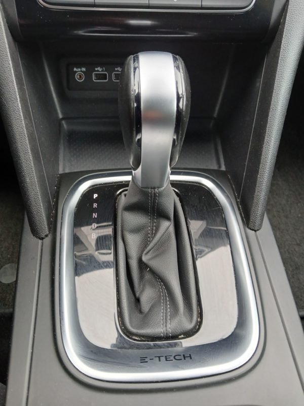 RENAULT MEGANE HYBRIDE Essence IV ESTATE E-TECH PLUG-IN  160 – 21N BUSINESS  06/2021 – 122 284 km – Image 32