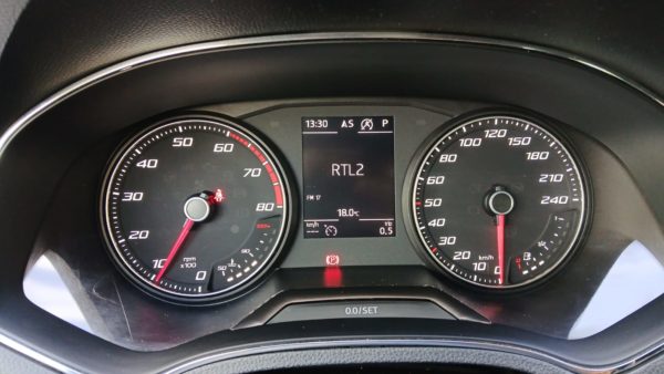ARONA Essence Boite-Auto DSG7 1.0 ECO TSI 115 CH XCELLENCE Bi-ton Start/Stop - 06/2018 – 125 699 km – Image 16