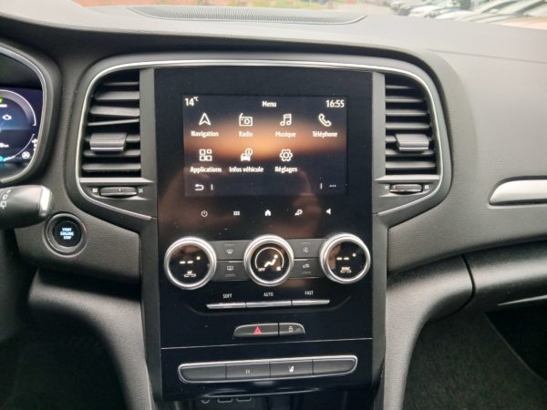 RENAULT MEGANE HYBRIDE Essence IV ESTATE E-TECH PLUG-IN  160 – 21N BUSINESS  06/2021 – 122 284 km – Image 20